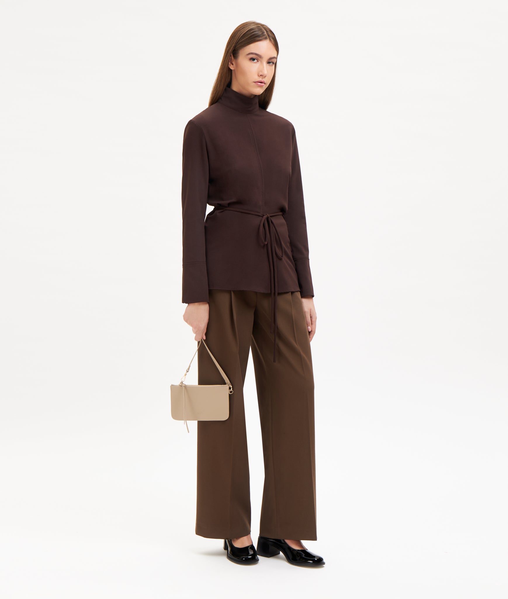 Taupe